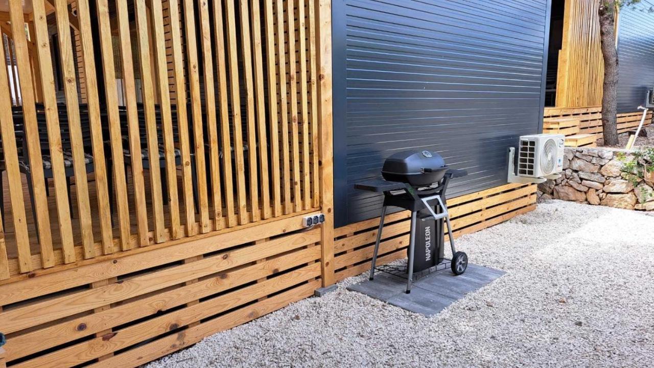 Premium Mobile Home Maslina - Oaza Mira Drage Exterior photo